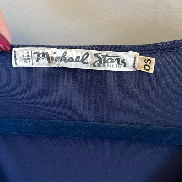 Michael Stars Cowl Top Short Sleeves Navy Blue One Size - Picture 4 of 7